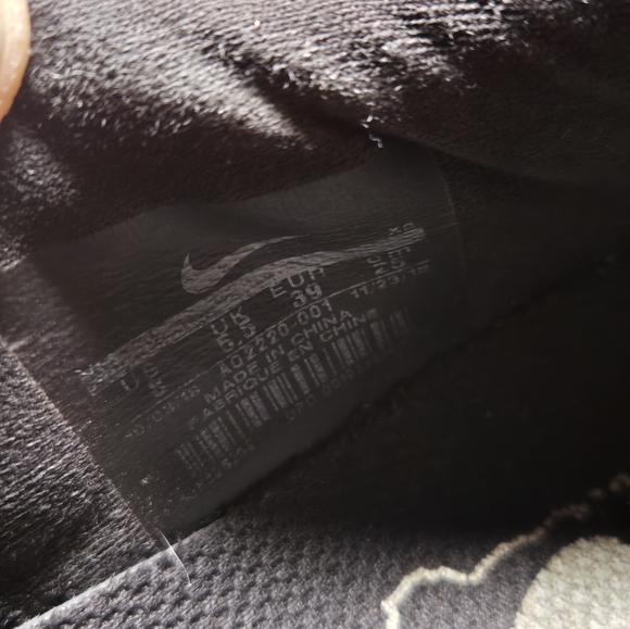 Nike Air Zoom Terra Kiger 5 Trail Running Shoes Womens Sz 8 Athletic Sneakers. - Picture 9 of 9